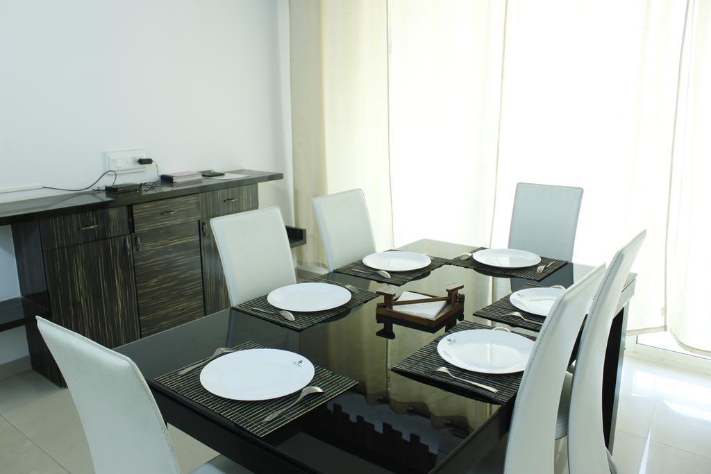Laurent & Benon Premium Serviced Apartment Parel, Mumbai Bombay Habitación foto